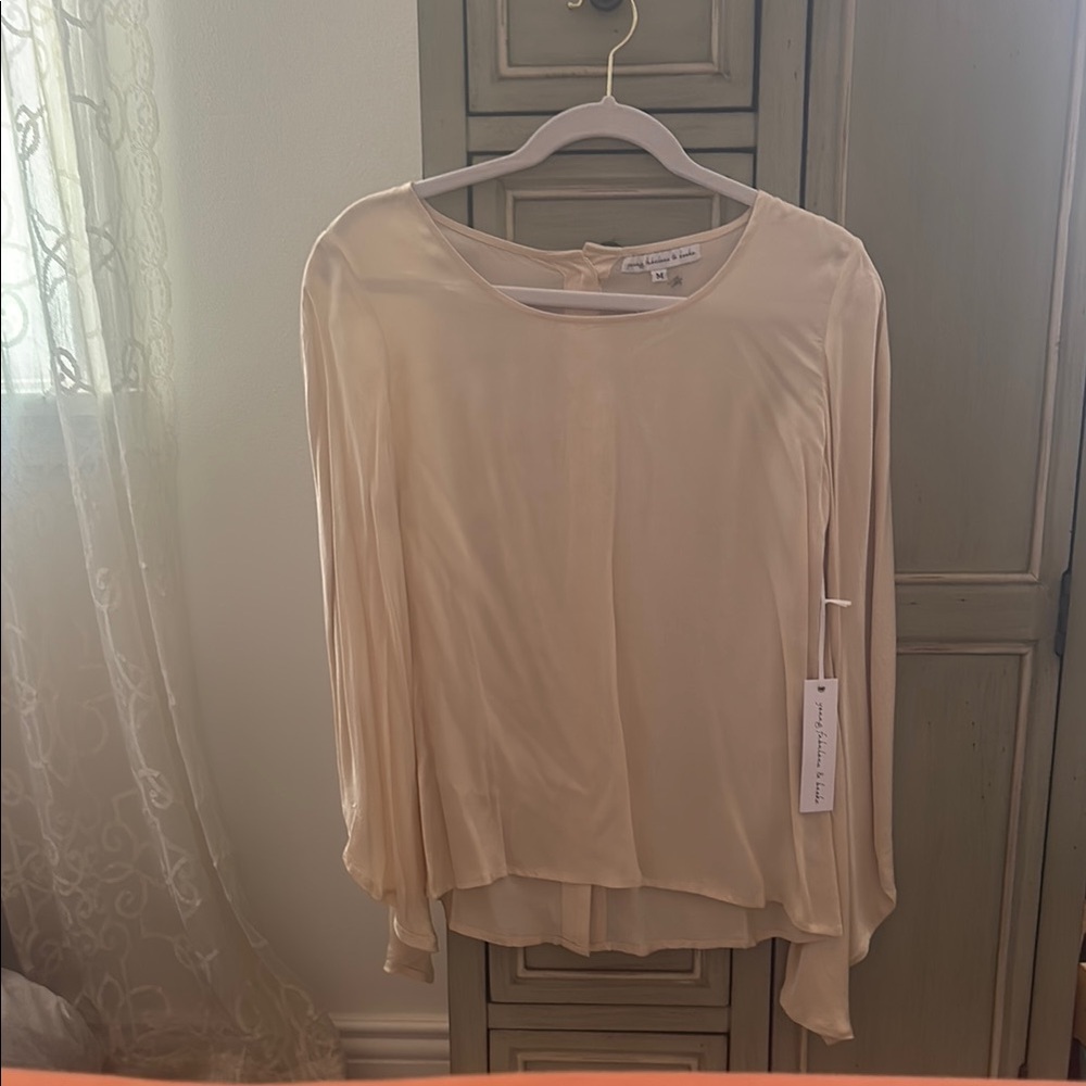 Elegant Cream Women's Top Brand new with tags.